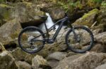Vélo VTT électrique All-Mountain tout suspendu 29" - E-FEEL 900S Team Edition – Image 7